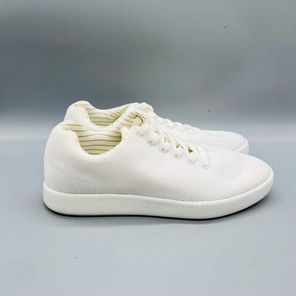 Atoms Shoes Women 8 White Knit Model 000 Low Top Sneakers Walking Comfort Casual